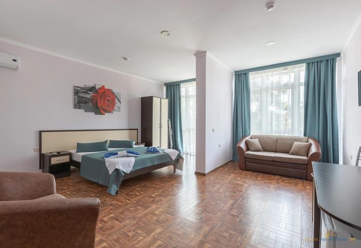 Джуниор студия