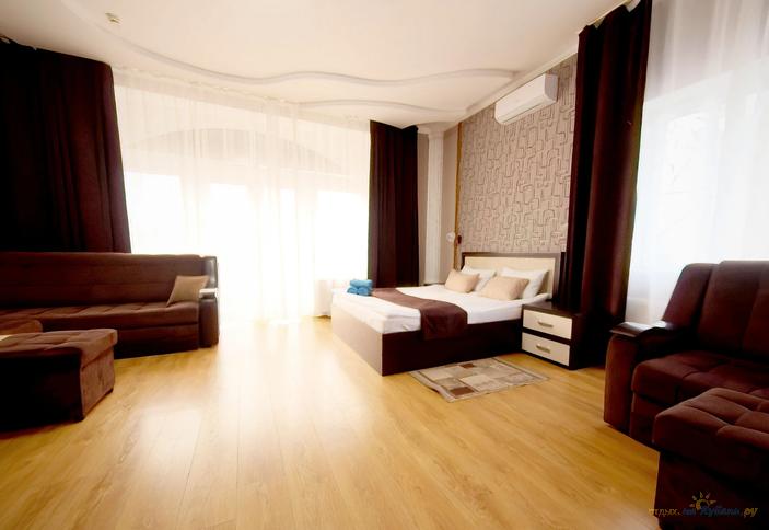 №5 Полулюкс четырехместный