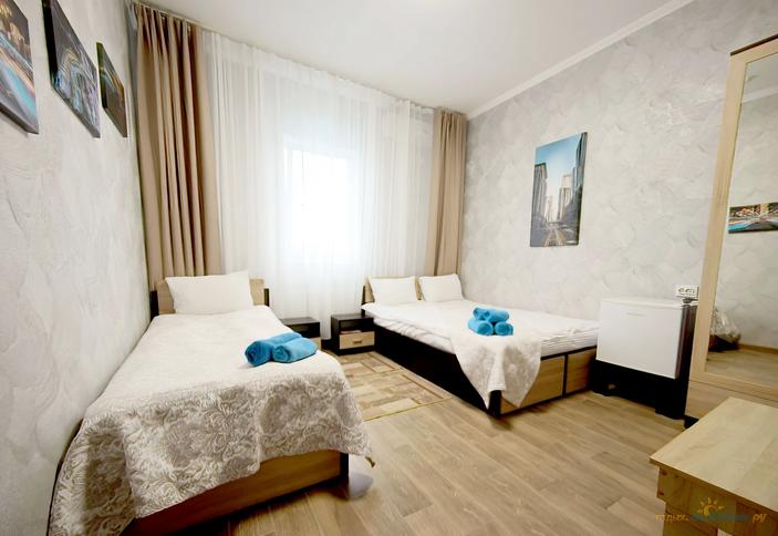 №8 Стандарт трехместный