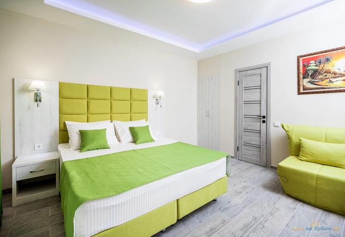 Трехместный стандарт