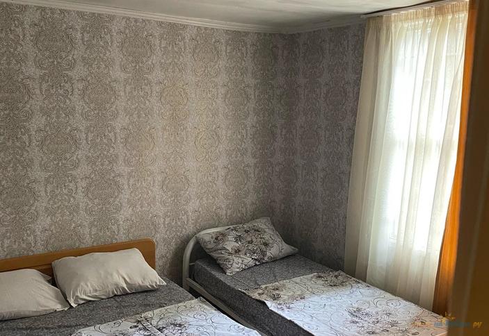 Эконом трехместный