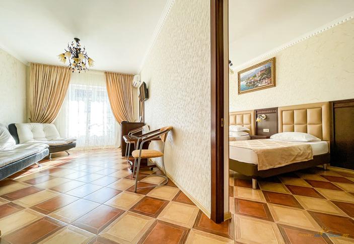 Люкс большой