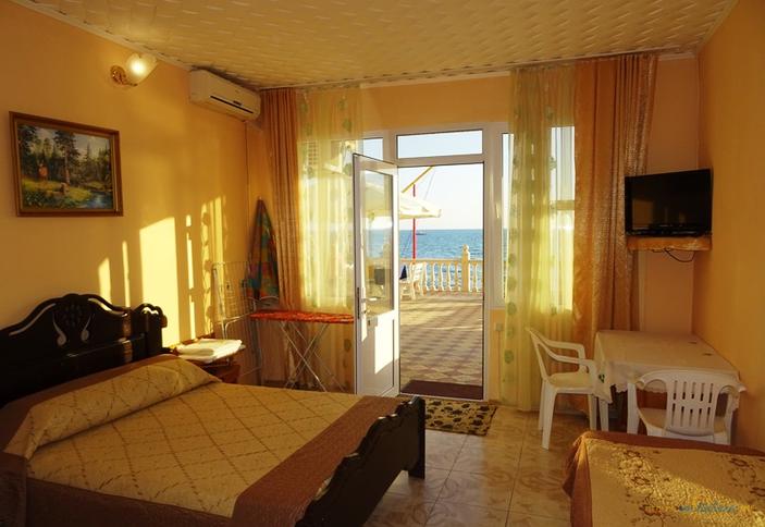 Четырехместный VIP с видом на море