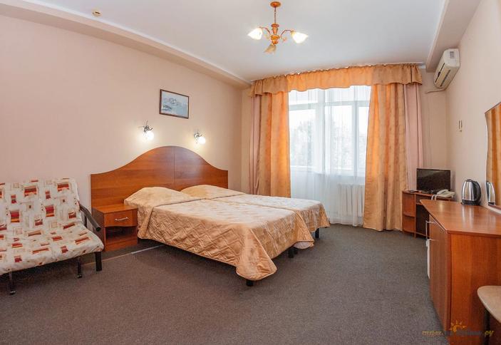 Двухместный первой категории