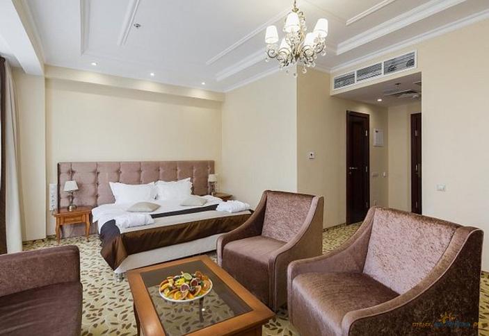 Полулюкс двухместный без балкона