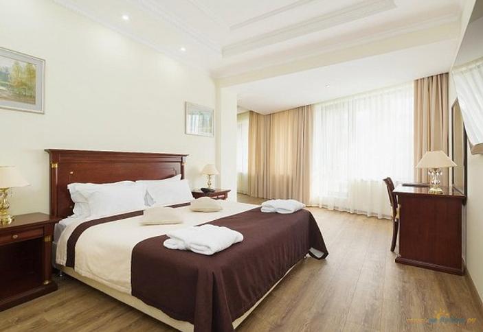 Апартаменты двухместные с кухней и балконом