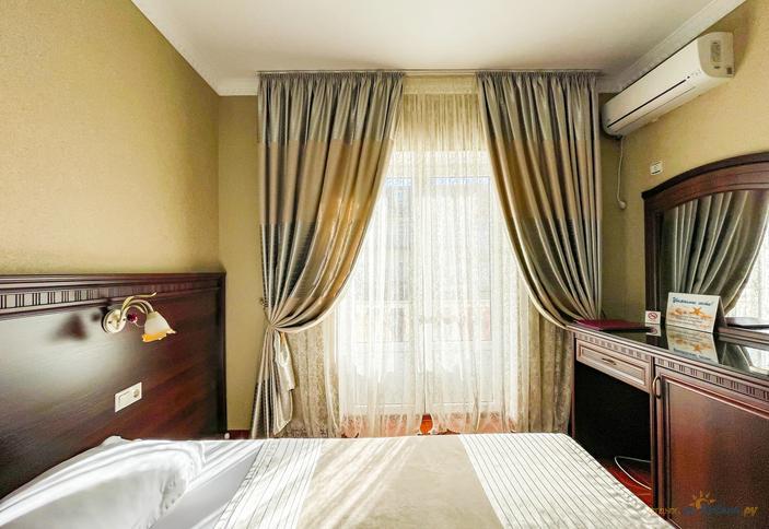 Трехместный полулюкс