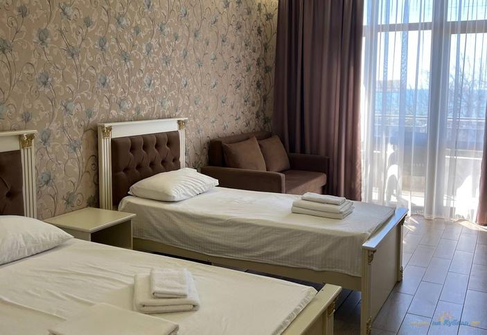 Трехместный Люкс с доп местом 