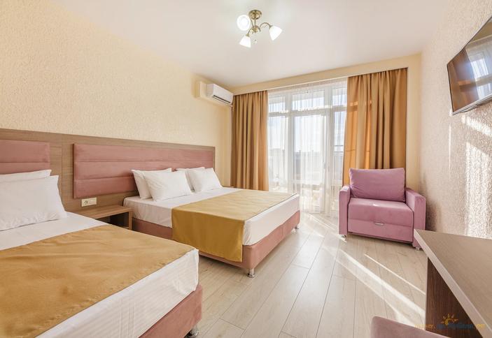 Трехместный делюкс