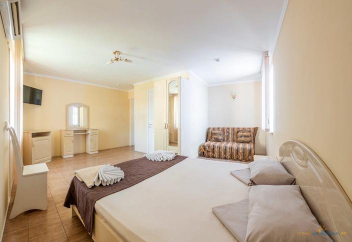 Однокомнатный четырехместный улучшенный 