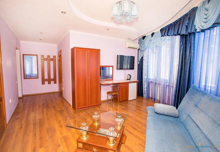 Трехкомнатный люкс