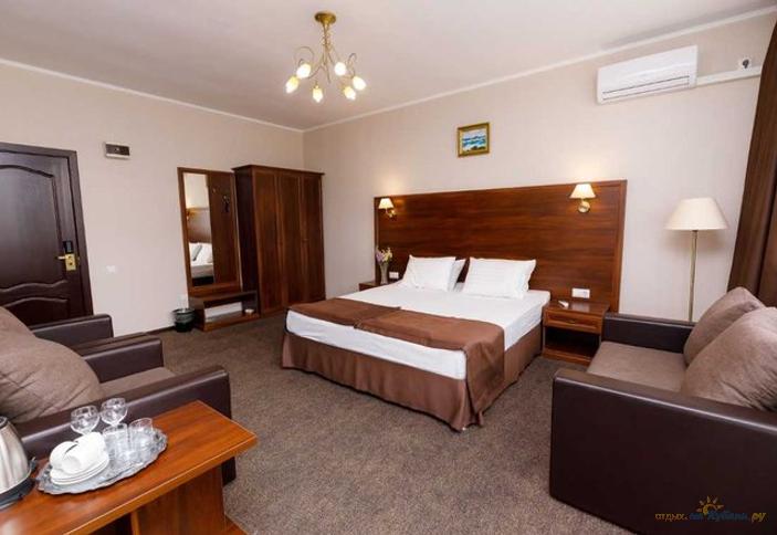 Джуниор сюит. Пансионат отдыха Кавказ, Геленджик