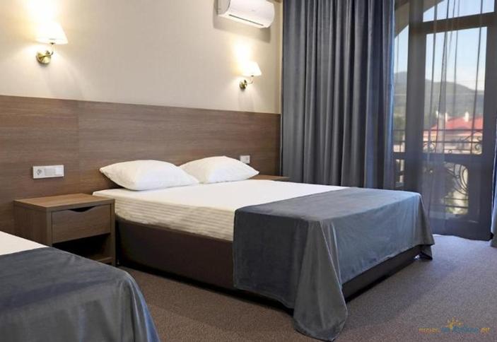 Комфорт трехместный. Гостевой дом Moretel (Моретель). Сочи, Лазаревское