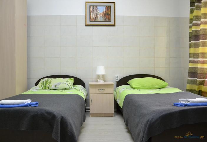 Стандарт двухместный (с холодильником )