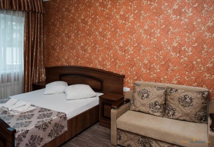 Стандарт трехместный. Отель Шарм. Анапа, Джемете