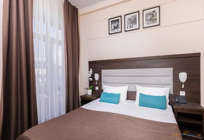 Джуниор сьют двухместный с балконом