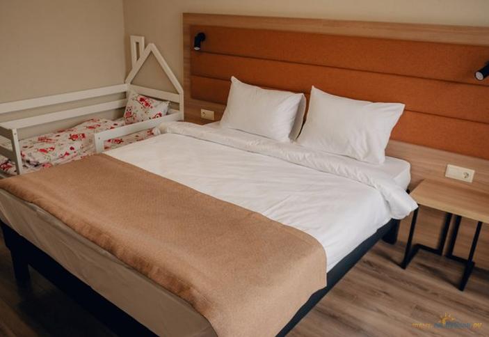 Superior трехместный. Отель Abrikos Garden. Анапа