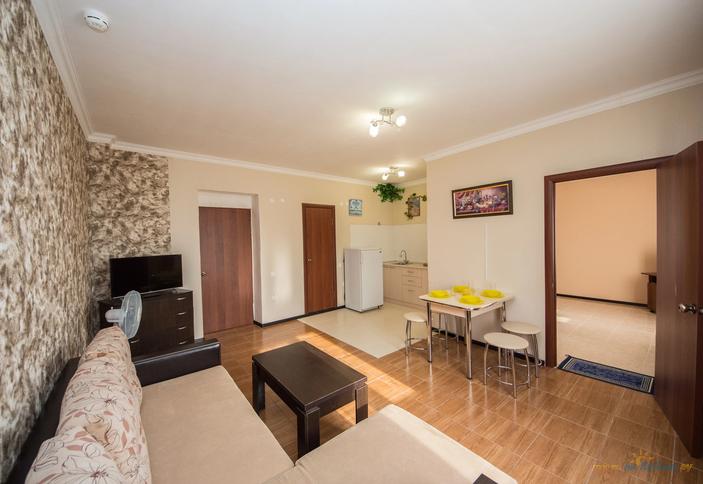 Двухкомнатные апартаменты с мини-кухней