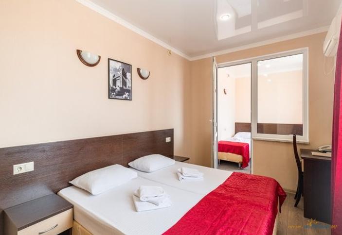 Стандарт трехместный. Санаторий Маяк, Анапа