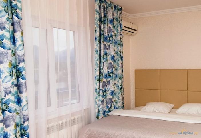 Делюкс трехместный