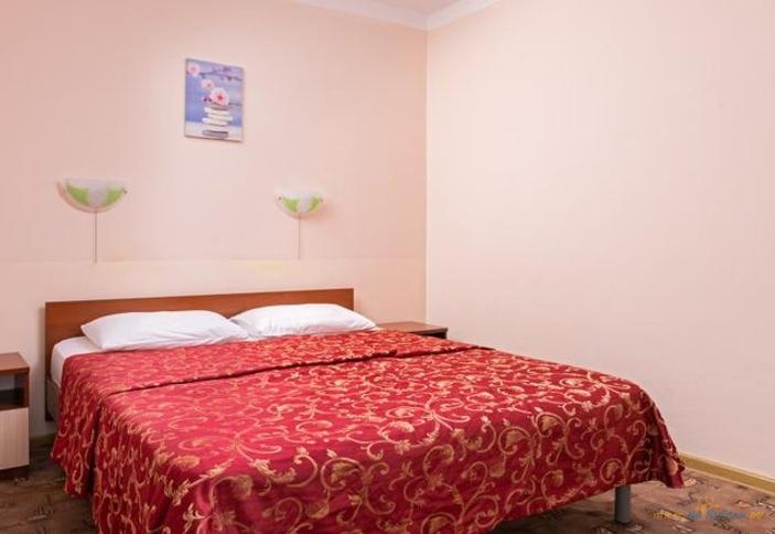 Стандарт 3-местный 2-комнатный