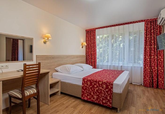 Стандарт Семейный трехместный