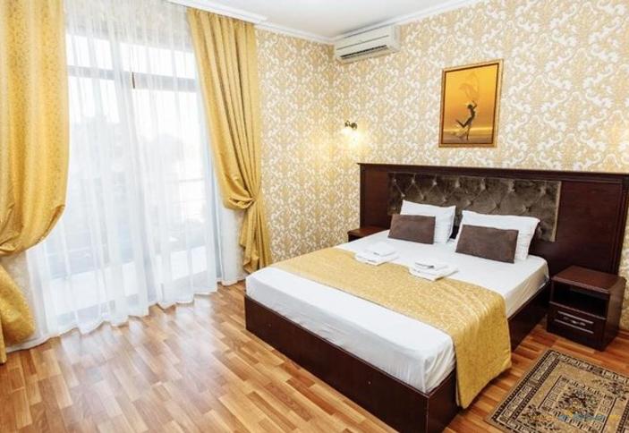 Комфорт 4-местный с балконом. Отель Аркадия Плюс, г. Сочи, Адлерский район