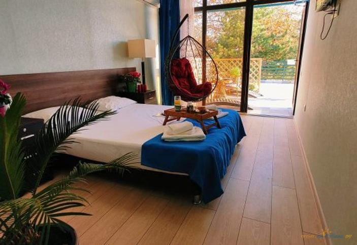 Полулюкс двухместный с террасой