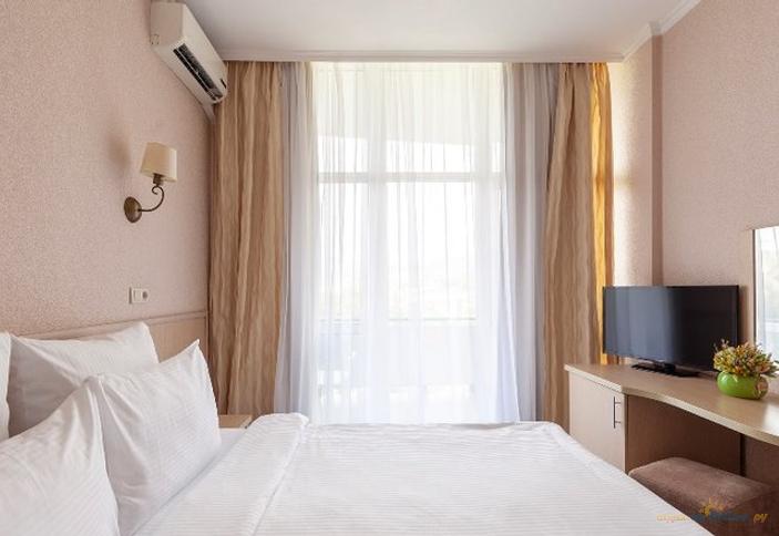 Комфорт. СКК Знание, г. Адлер