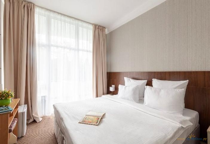 Семейный двухкомнатный. СКК Знание, г. Адлер