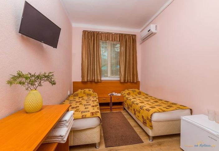 Стандарт двухместный. База отдыха Эко-курорт Юг. Геленджик, Кабардинка