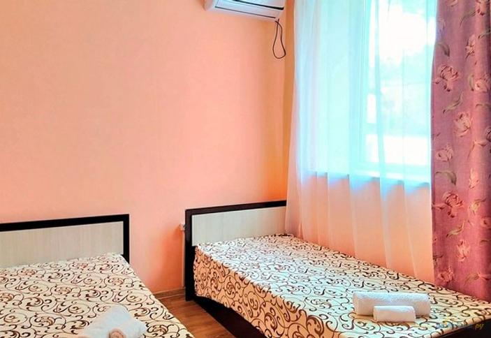 Стандарт четырехместный. База отдыха Эко-курорт Юг. Геленджик, Кабардинка