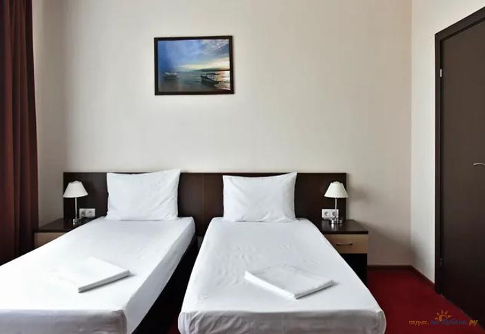 Стандарт двухместный DBL+ EXTRA BED (реб. 0-12 лет), город-отель 