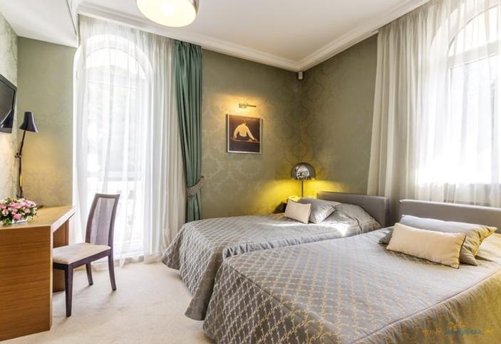 Вилла зеленая