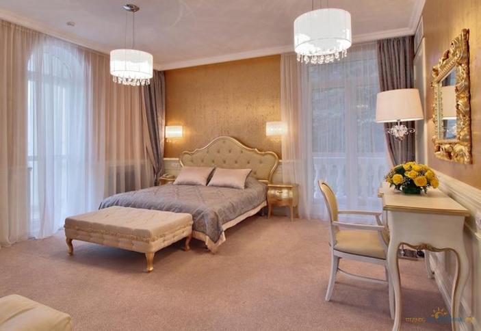 Вилла золотая