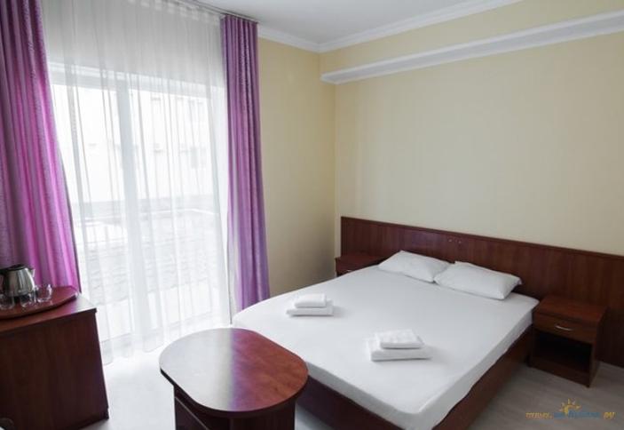 Номер трехместный