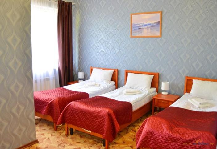 Стандарт трехместный с балконом