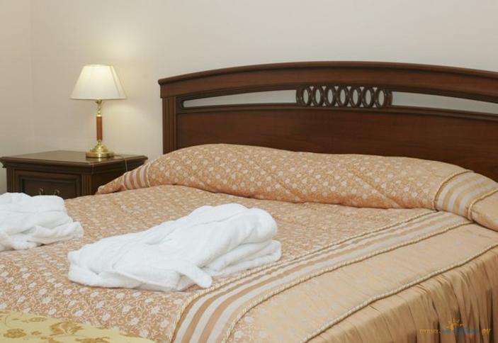 Люкс, 2 корпус. Комплекс отдыха Беларусь, Сочи, п. Красная Поляна