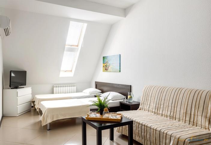 Семейный четырехместный двухкомнатный