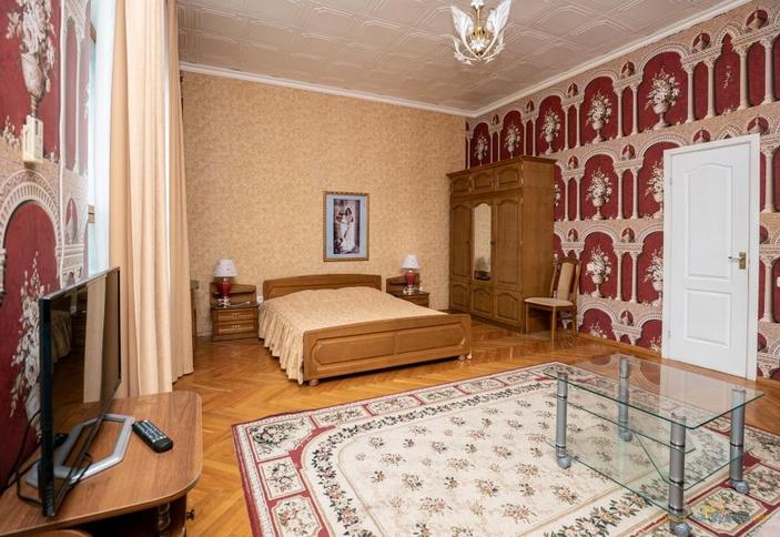 Двух/трехместный номер с балконом