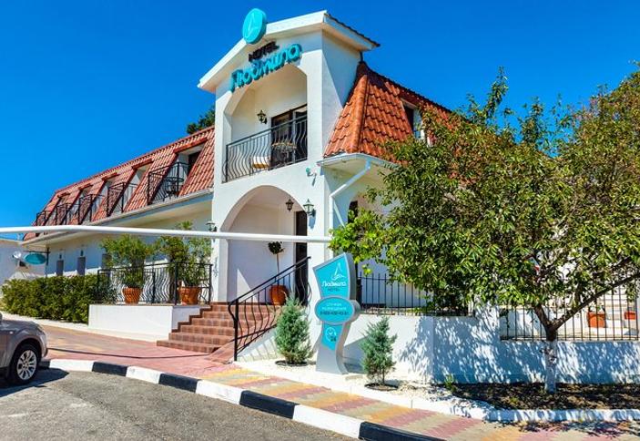 Отель Людмила. Геленджик