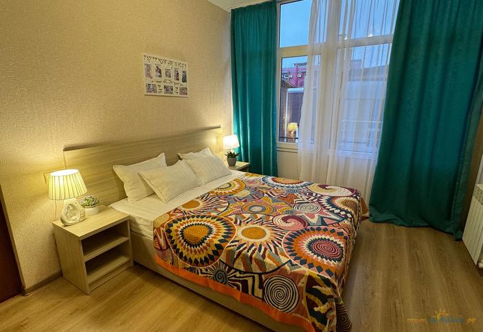 Двухкомнатный пятиместный с балконом