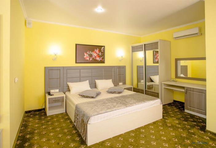 Трехместный студио панорамный