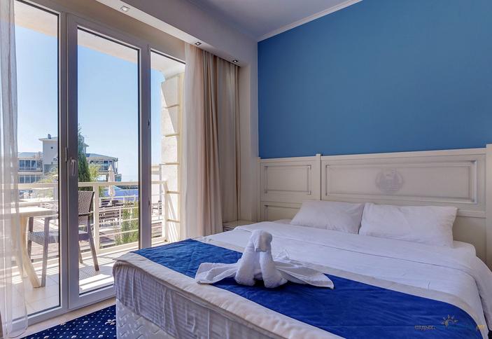 Двухместный с балконом (вид на море)