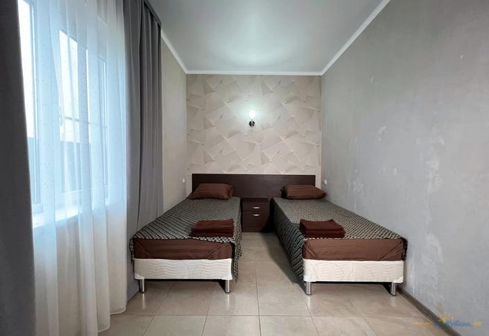 Двухместный