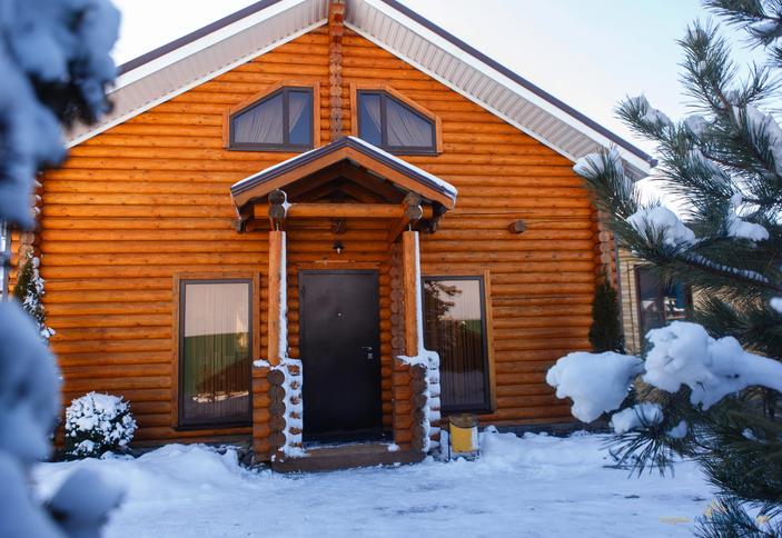 Двухэтажный коттедж с баней