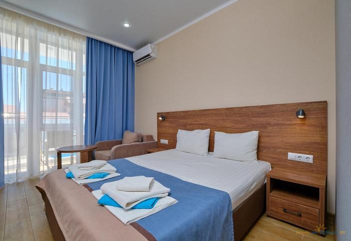 Стандарт с креслом