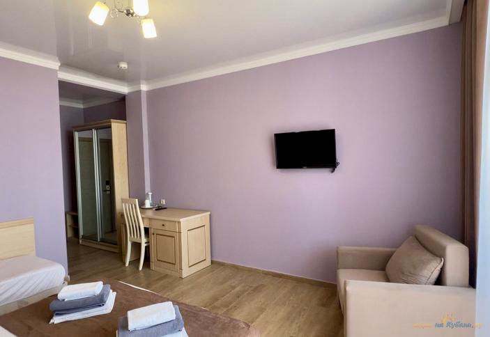 Четырехместный