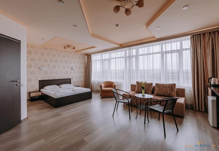 Студио люкс двухместный (вид во двор)