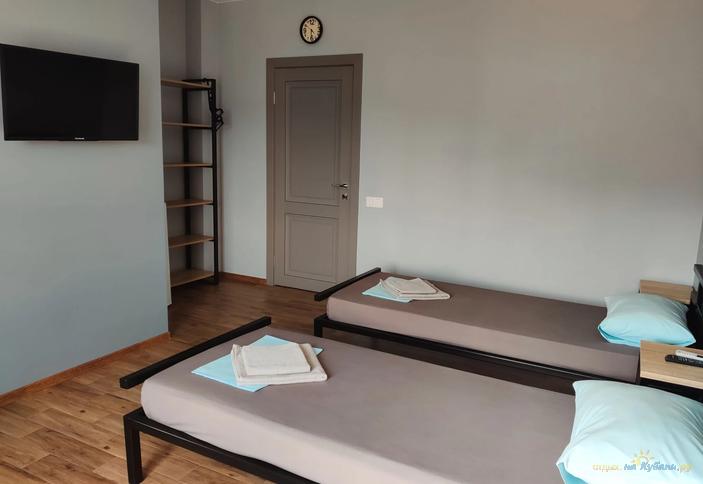 Двухместный (с односпальными кроватями)